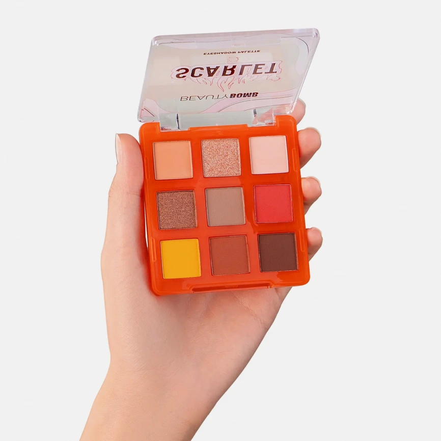 Палетка теней для век Scarlet тон 01 Beauty Bomb фото 4
